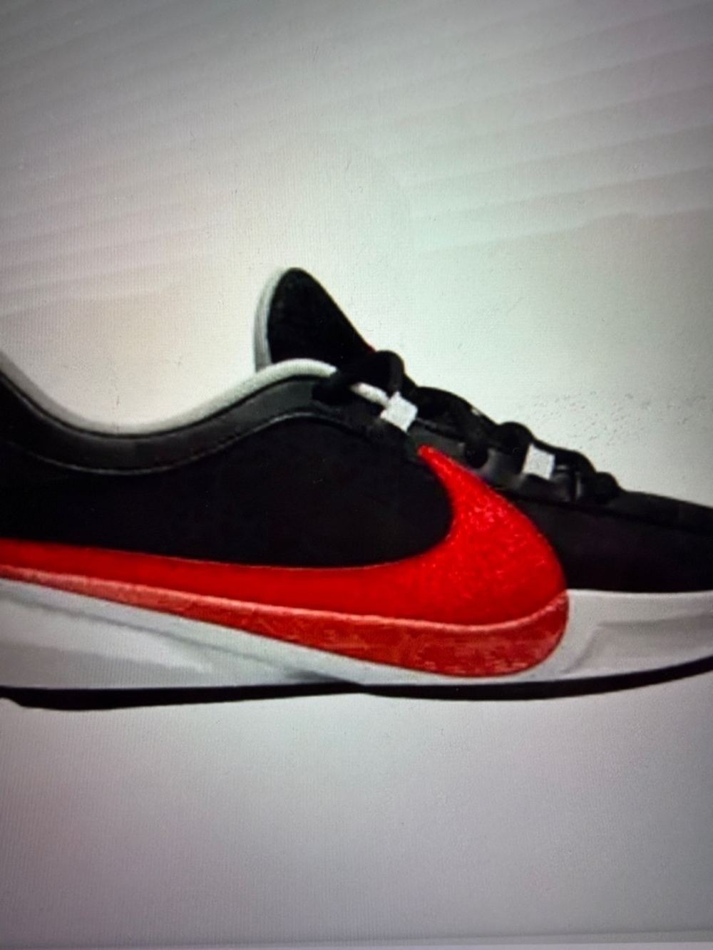 Nike Giannis “Freak” 5 in Red/Black, 2